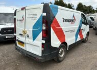 2015 VAUXHALL VIVARO 2700 CDTI