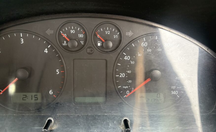 2004 VOLKSWAGEN TRANSPORTER T5 2.5 TDI