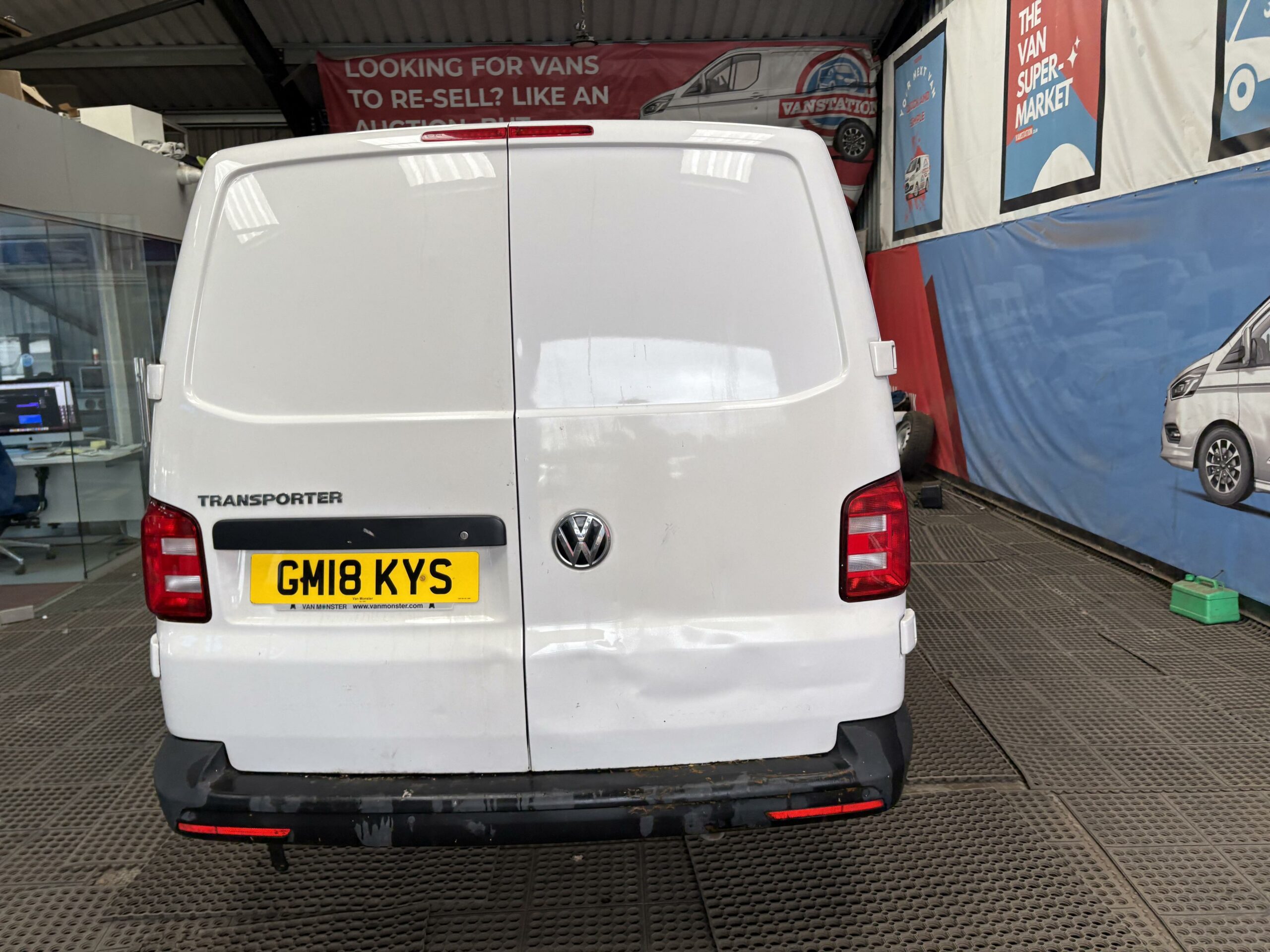 2018 Volkswagen Transporter Transporter T30 Startline TDI BlueMotion Technology – GM18KYS