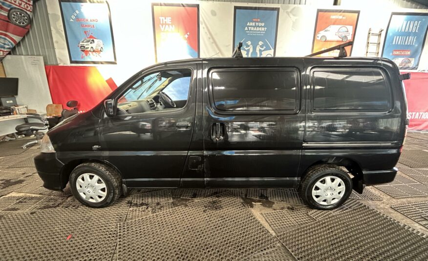 2009 TOYOTA HIACE 280 D-4D 120 SWB