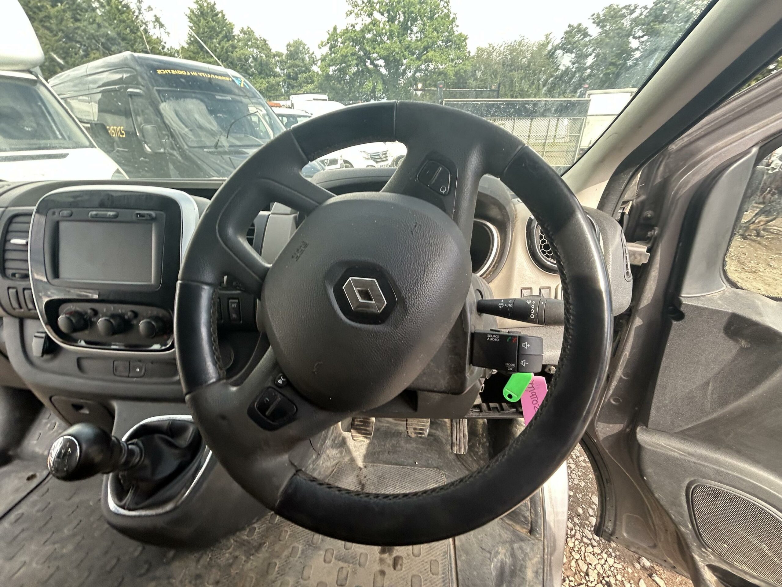 2019 Renault Trafic Trafic SL27 Sport Nav Energy dCi – YT19TOZ