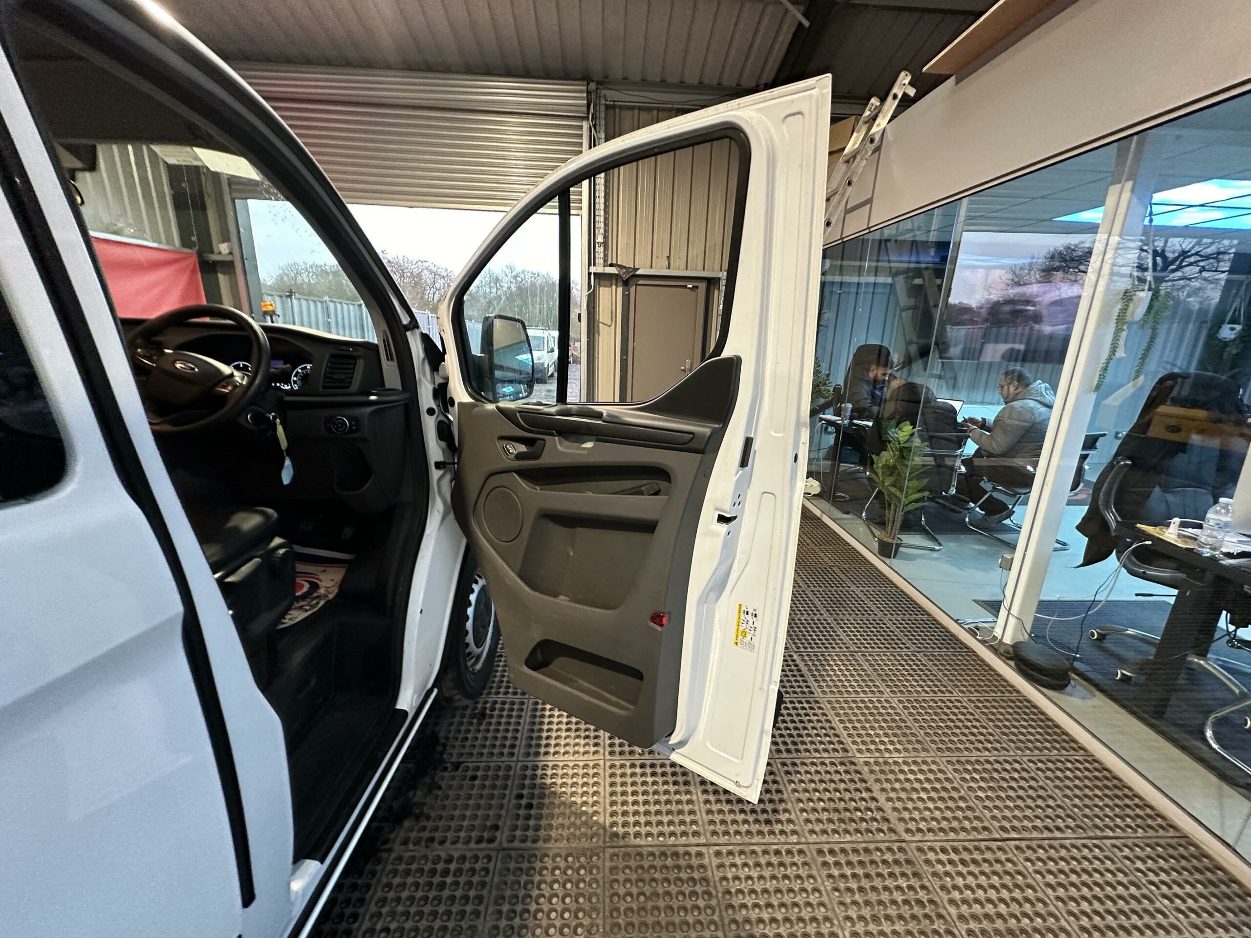2019 Ford Transit Custom Transit Custom 320 Base EcoBlue – FH19MRU
