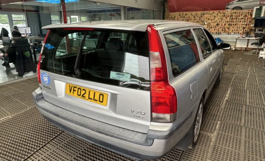 2002 VOLVO 70 SERIES V70 T S