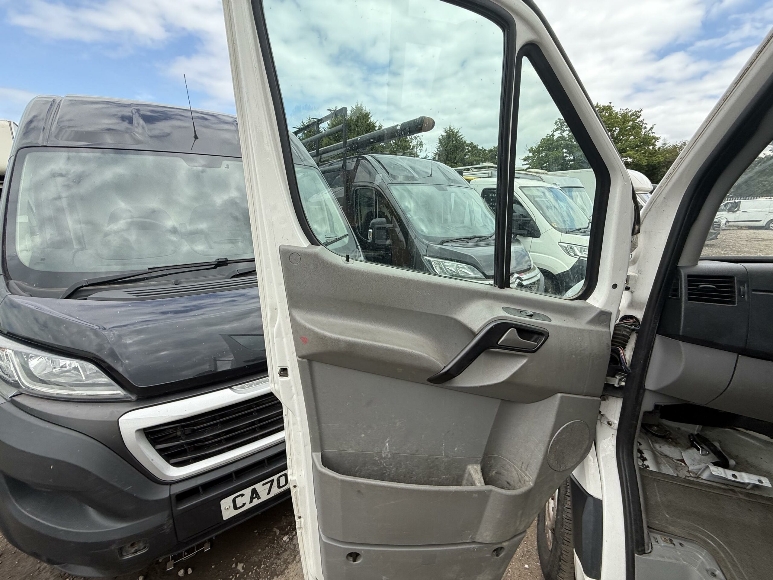 2015 Volkswagen Crafter Crafter CR35 TDI – YA15KUE