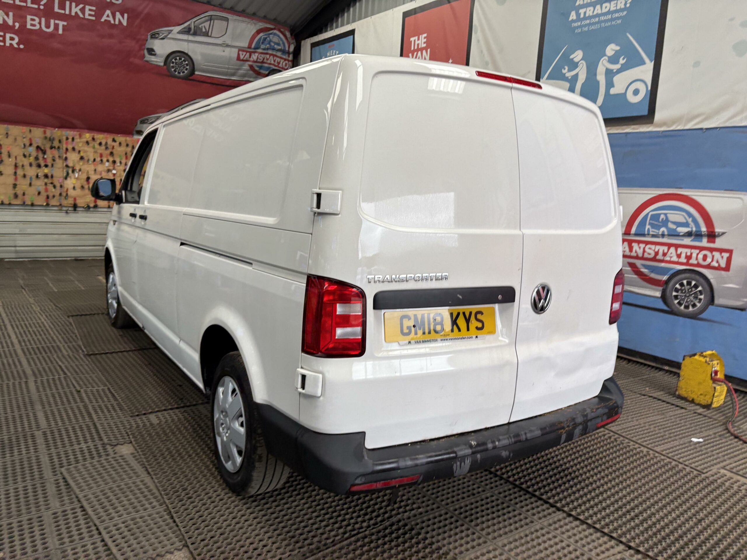 2018 Volkswagen Transporter Transporter T30 Startline TDI BlueMotion Technology – GM18KYS