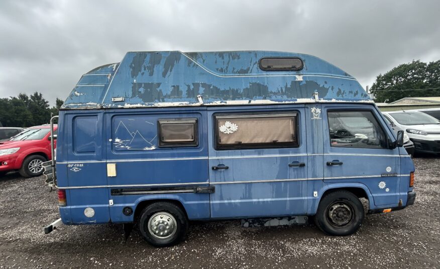 1991 MERCEDES 208D