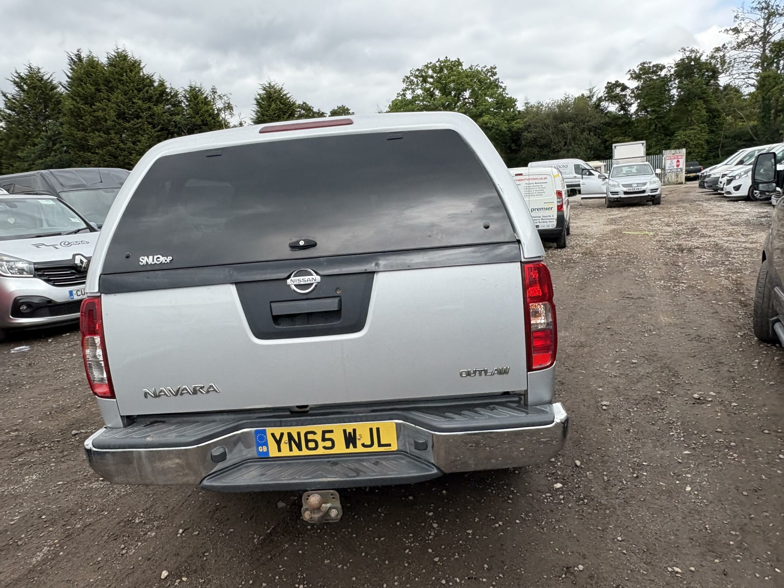 2015 Nissan Navara Navara Outlaw dCi Auto – YN65WJL/C3WAXY