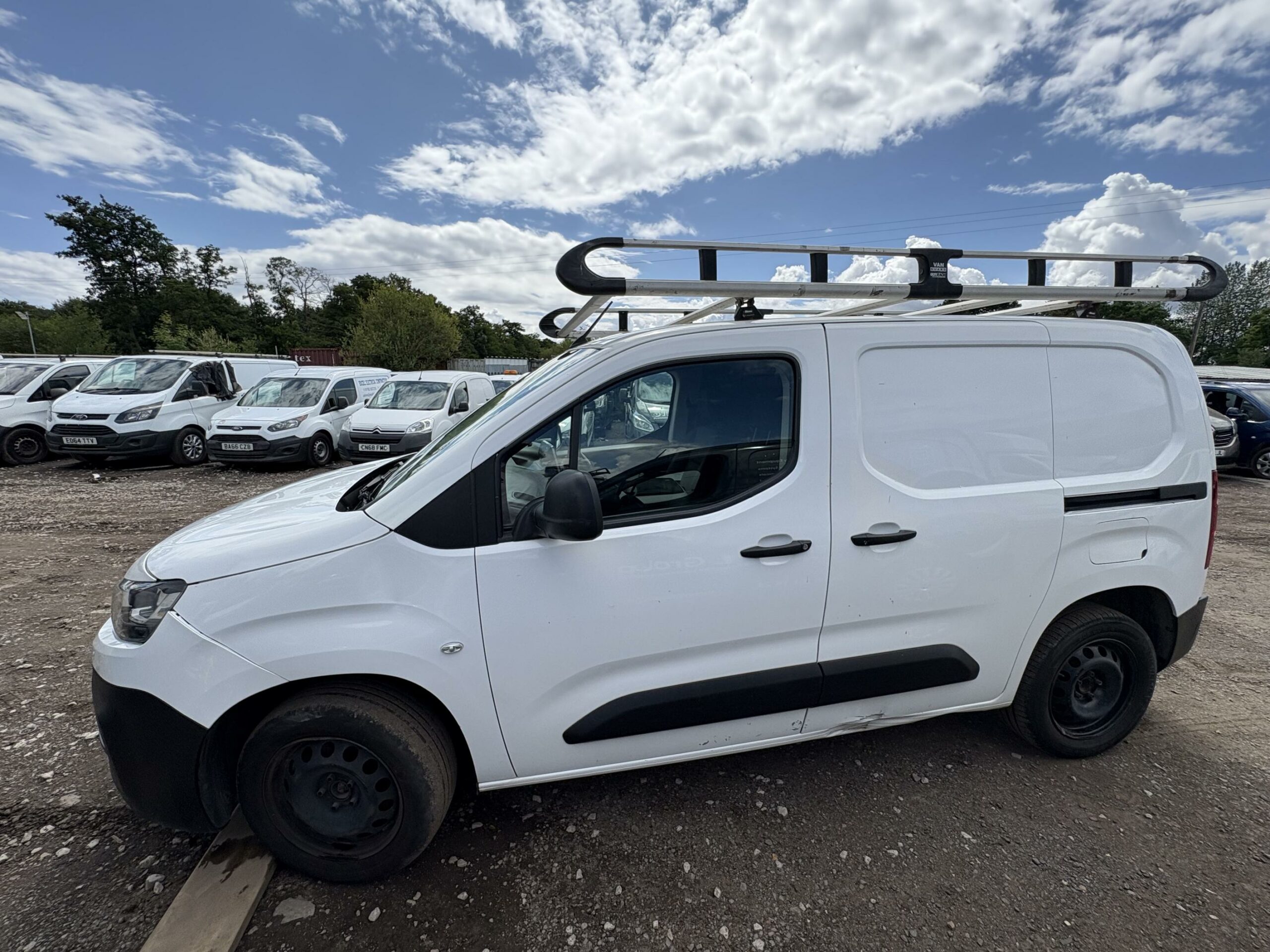 2021 Citroen Berlingo Berlingo 1000 Enterprise Blue HDi S/S Auto – LJ21GMC