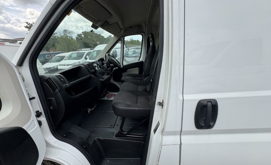 2018 PEUGEOT BOXER 335 L2H2 BLUE HDI