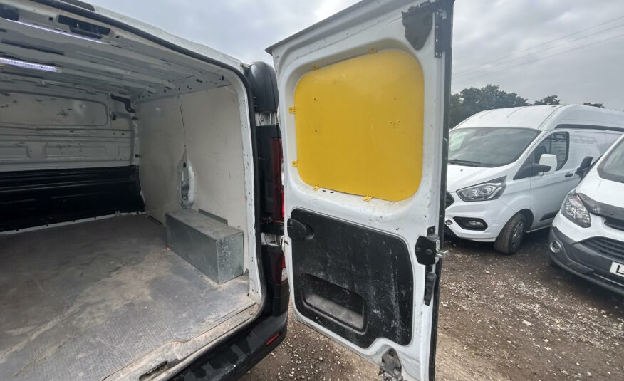 2018 VAUXHALL VIVARO 2700 CDTI
