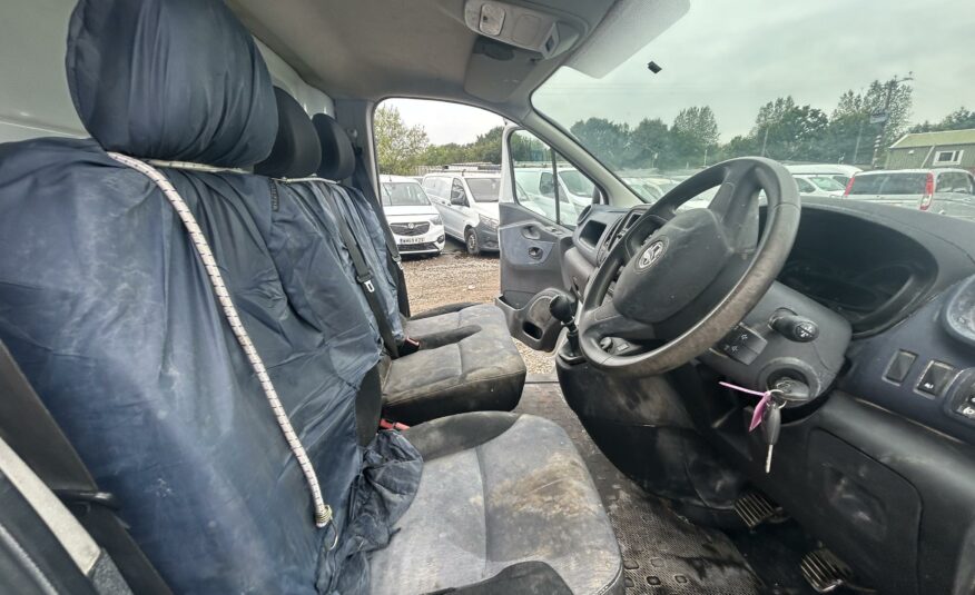 2017 VAUXHALL VIVARO 2700 CDTI