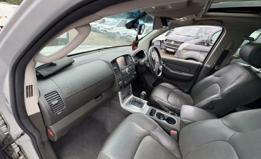 2015 NISSAN NAVARA OUTLOW