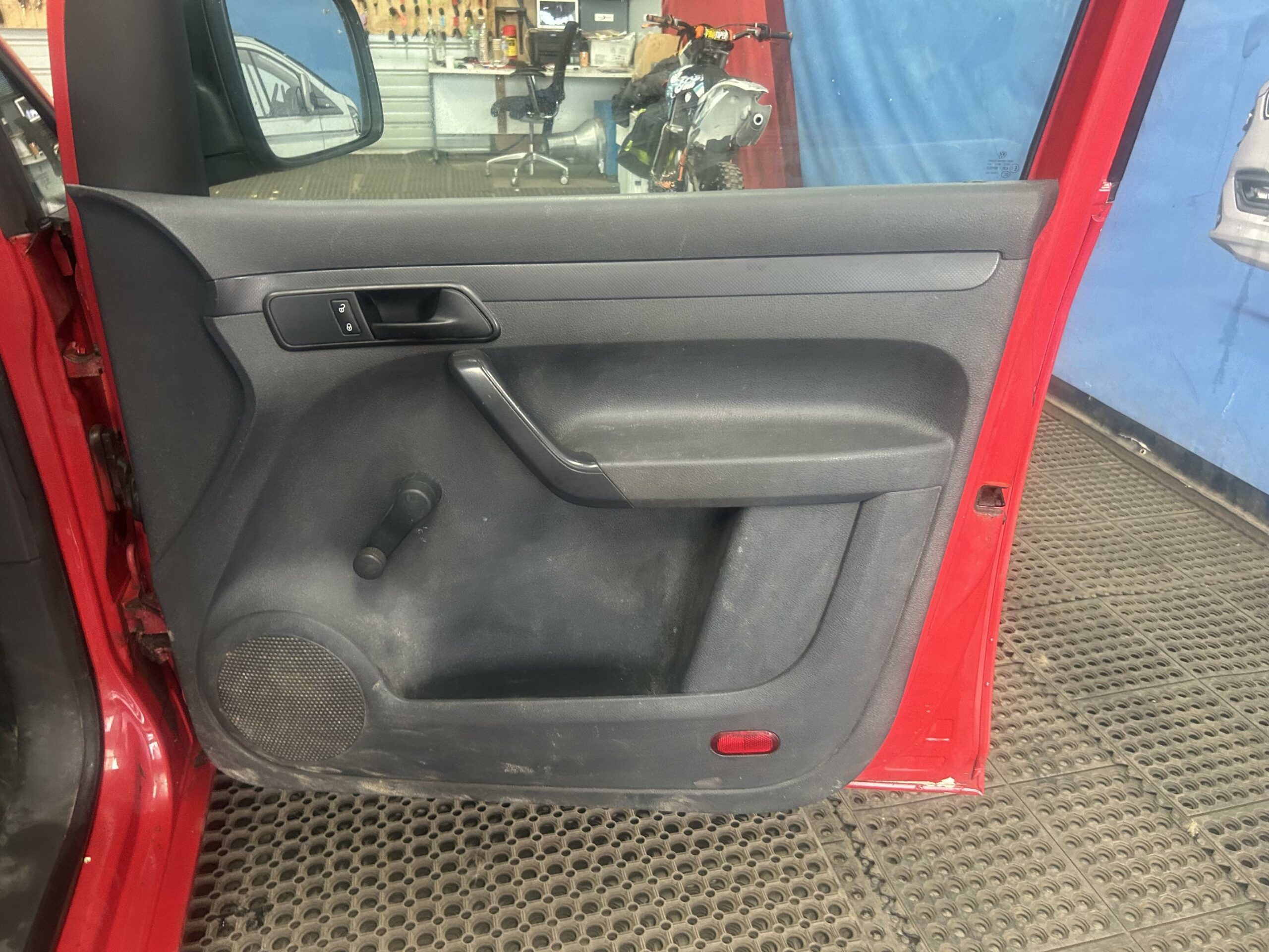2015 Volkswagen Caddy Caddy C20 Startline TDI – GF15XSU