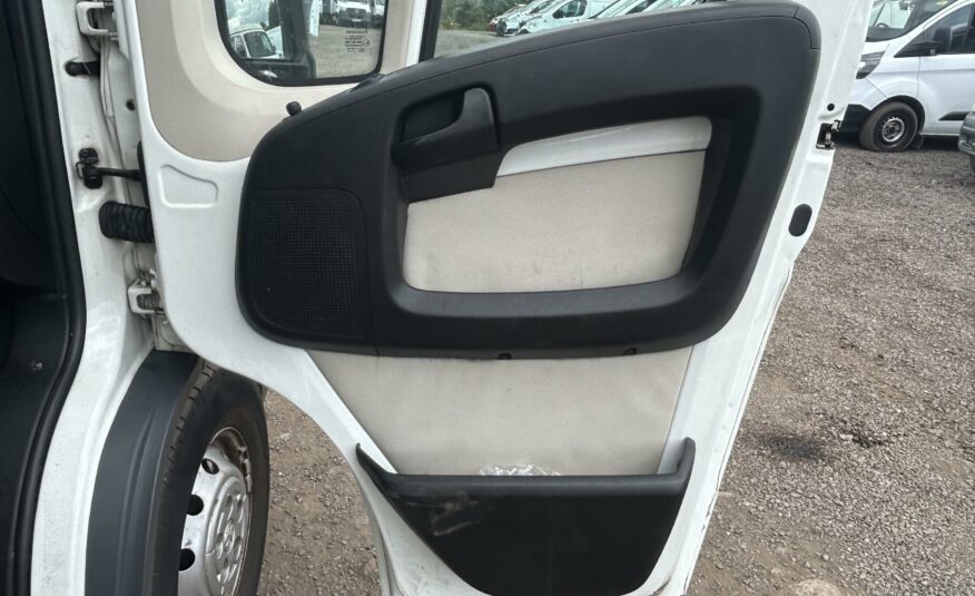 2017 PEUGEOT BOXER 435 PRO L4H2 BLUE HDI