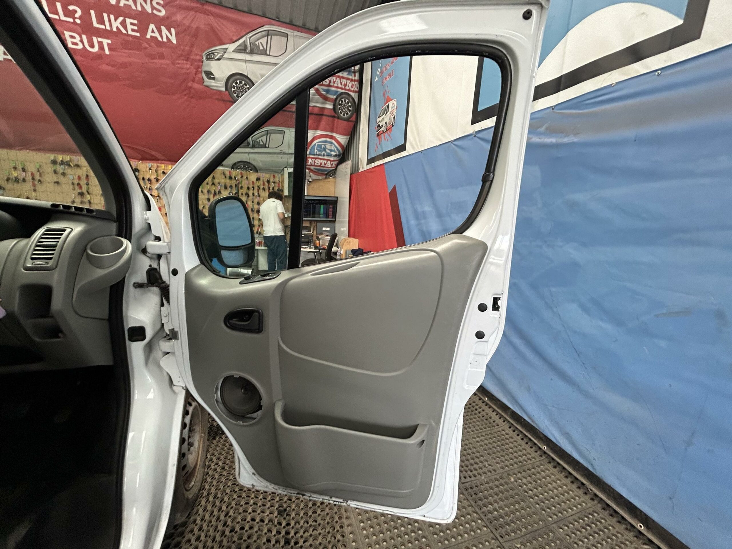 2013 Vauxhall Vivaro Vivaro 2700 CDTi 113 SWB – WV13FHB