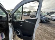 2016 VAUXHALL VIVARO TRAFFIC