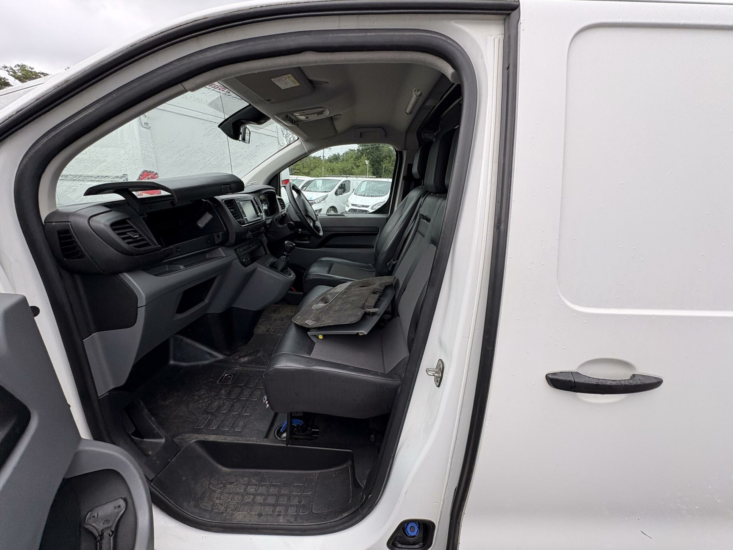 2018 Peugeot Expert Expert Professional Standard Blue HDi – LN18LNY