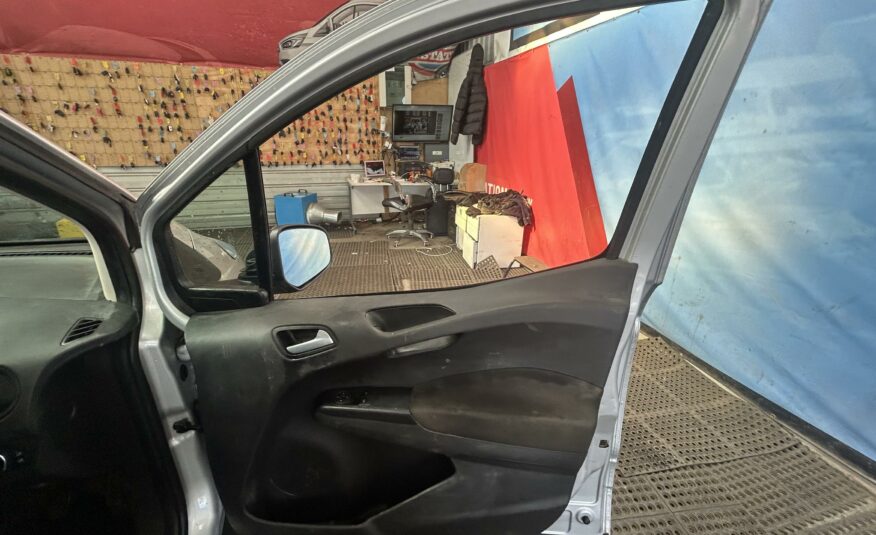 2015 FORD TRANSIRT COURIER TREND TDCI
