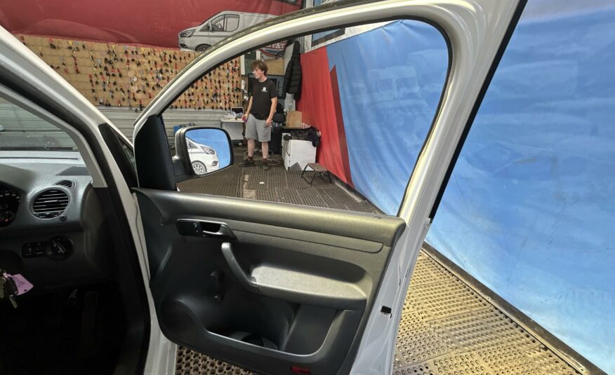 2013 VOLKSWAGEN CADDY C20 PLUS TDI 102