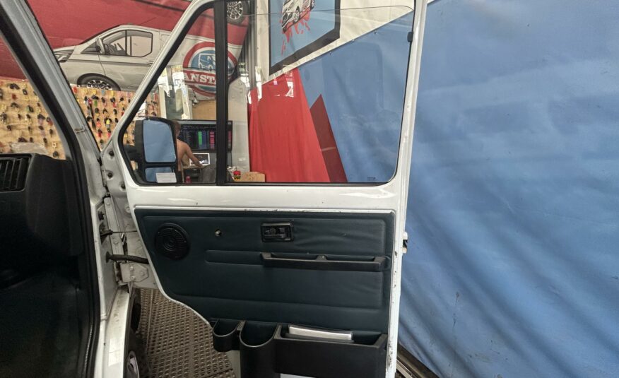 1995 RENAULT TRAFIC T1100D SWB