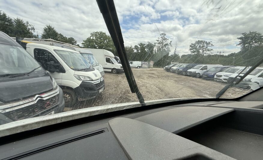 2015 VOLKSWAGEN CRAFTER CR35 TDI