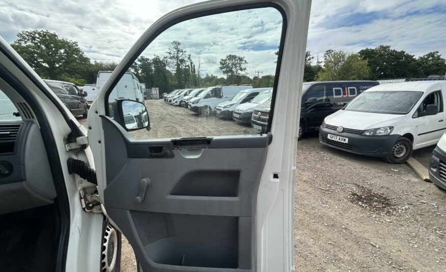 2005 VOLKSWAGEN T-SPORTER T30 104 TDI LWB