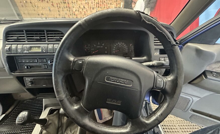 2002 ISUZU TROOPER SWB DT CITATION