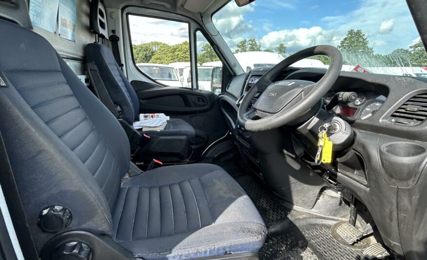 2017 IVECO DAILY 35S12 S-A
