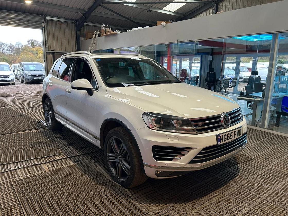 2015 Volkswagen Touareg – Model: Touareg V6 R-Line TDI BlueMotion Technology Auto – HG65FWO