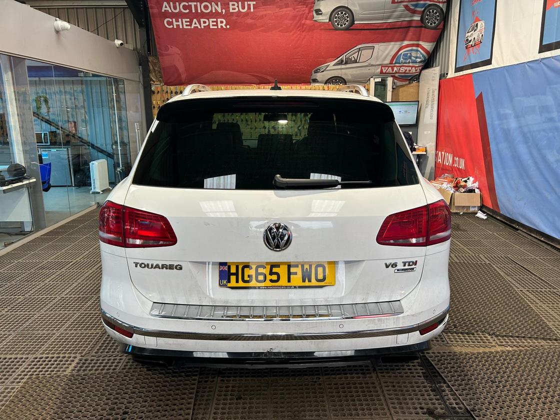 2015 Volkswagen Touareg – Model: Touareg V6 R-Line TDI BlueMotion Technology Auto – HG65FWO