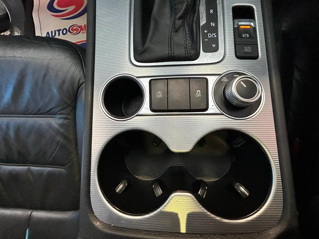 2015 Volkswagen Touareg – Model: Touareg V6 R-Line TDI BlueMotion Technology Auto – HG65FWO