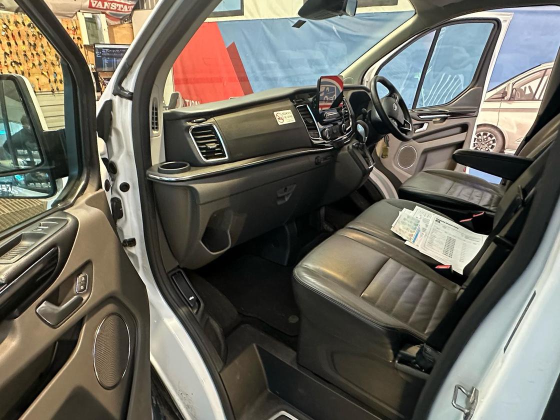 2022 Ford Tourneo Custom Tourneo Custom 320 Titanium EcoBlue Auto – SA72CYH
