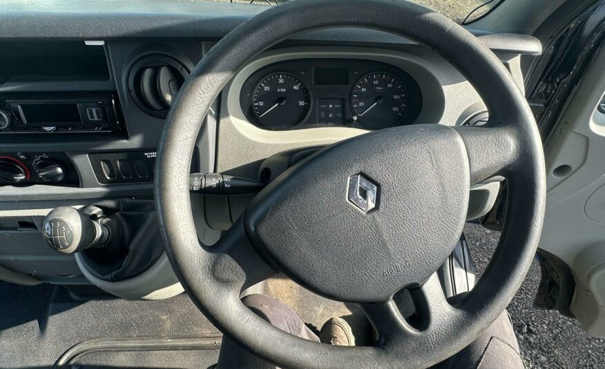 2019 RENAULT MASTER