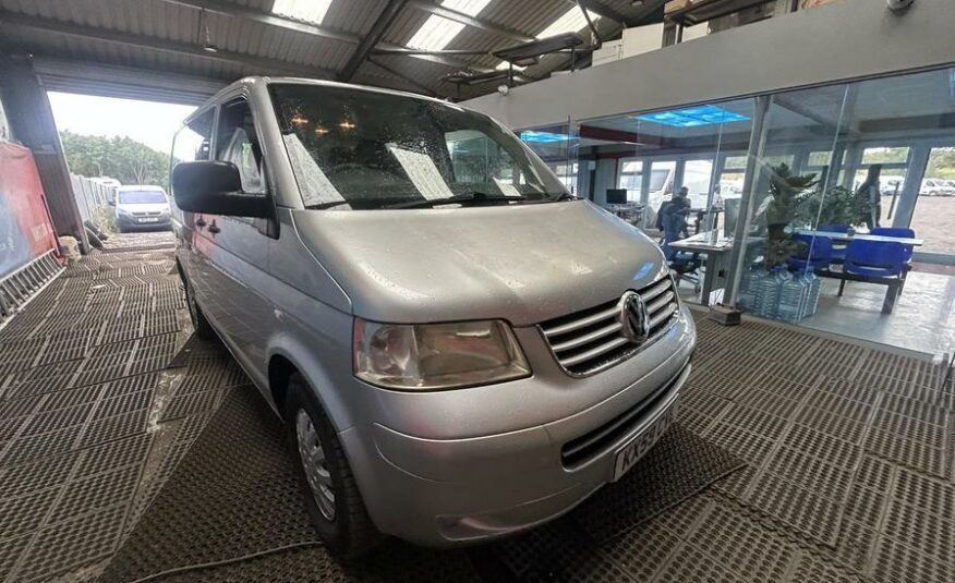 2009 Volkswagen Transporter Transporter Shuttle SE130 SWB – KX59CVL