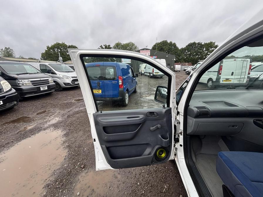 2007 Peugeot Expert Expert 815D – LS56ZGX