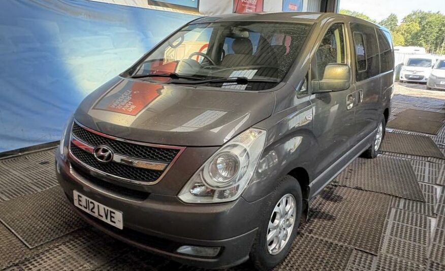 2012 Hyundai i800 i800 Style CRDi Auto – EJ12LVE