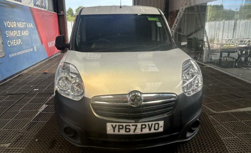 2017 Vauxhall Combo Combo 2000 CDTi – YP67PVO