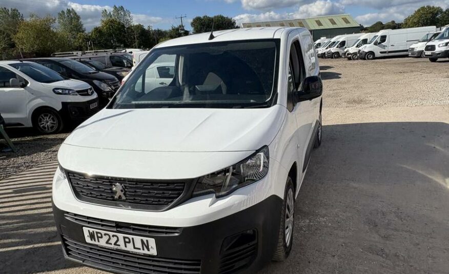 2022 Peugeot Partner Partner Professional Premium Blue HDi – WP22PLN