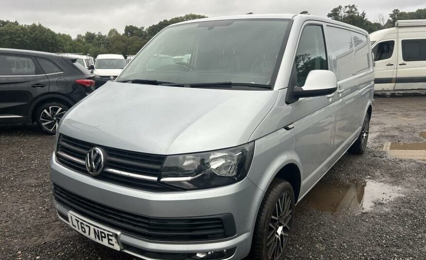 2017 Volkswagen Transporter Transporter T30 Highline TDI BlueMotion Technology – LT67NPE
