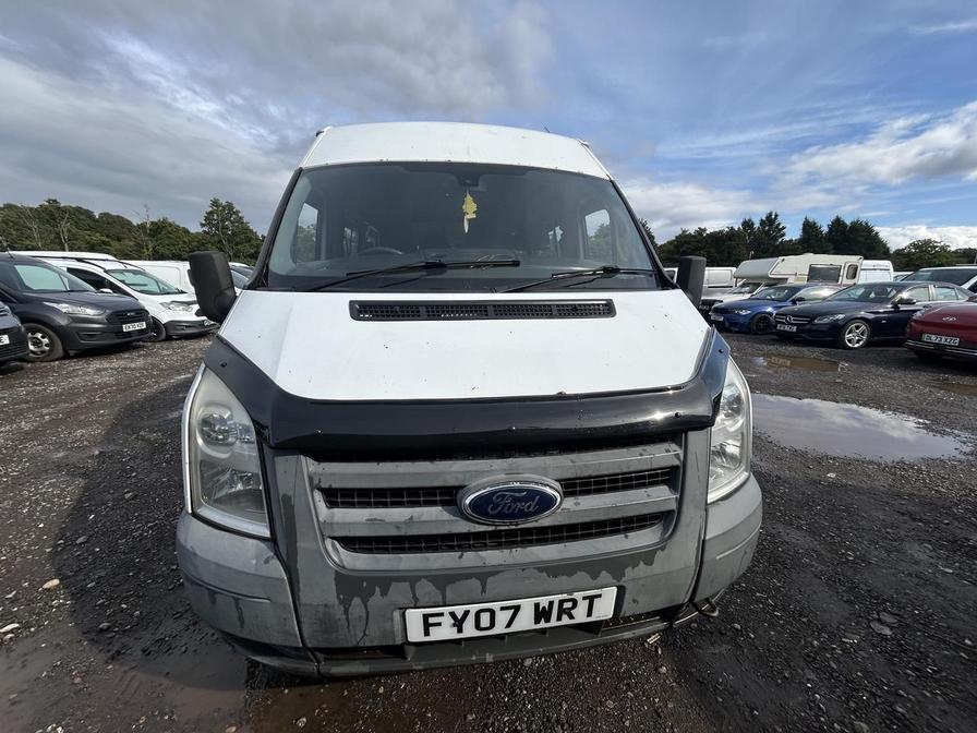 2007 Ford Transit Transit 100 15-Seat RWD – FY07WRT