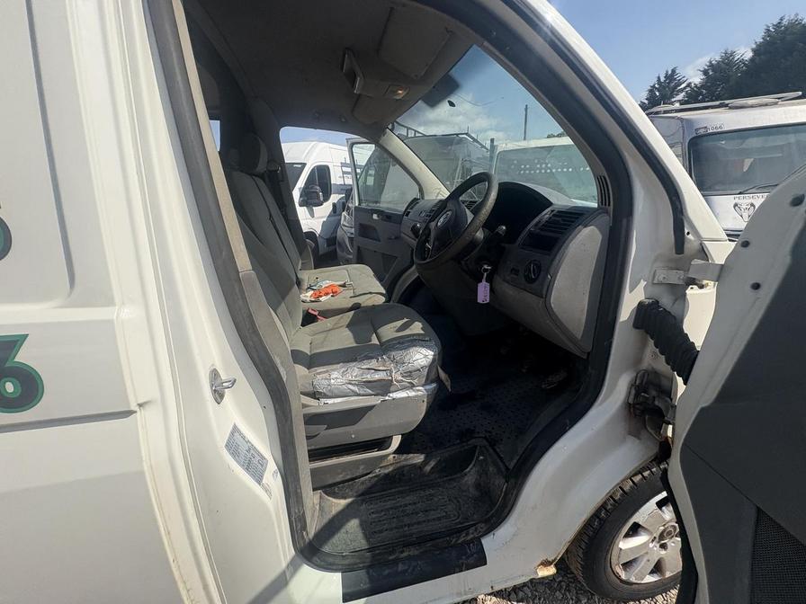 2006 Volkswagen Transporter Transporter T28 174 TDI – YL55GYX
