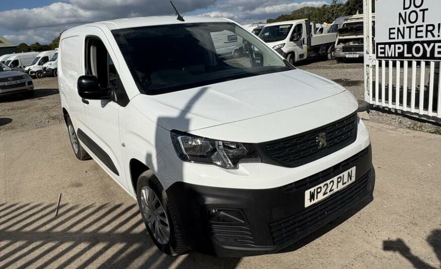 2022 Peugeot Partner Partner Professional Premium Blue HDi – WP22PLN
