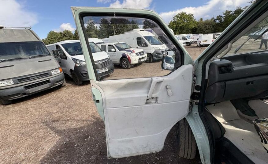 2001 Volkswagen Transporter 800 Special TD SWB – Y83MJN