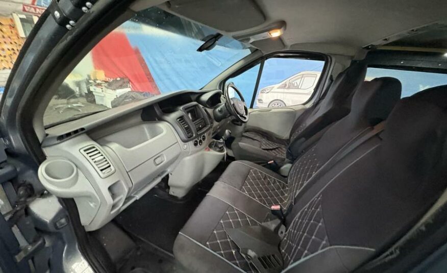 2014 Renault Trafic Trafic SL27 Sport DCI – GF14OUX