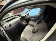 2017 Peugeot Partner Partner Professional L1 Blue HDi – EK17YCO