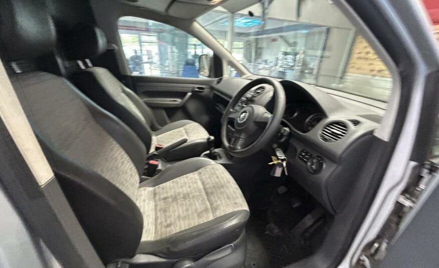 2013 Volkswagen Caddy MaxI Caddy Maxi C20 TDI – DN13VSM