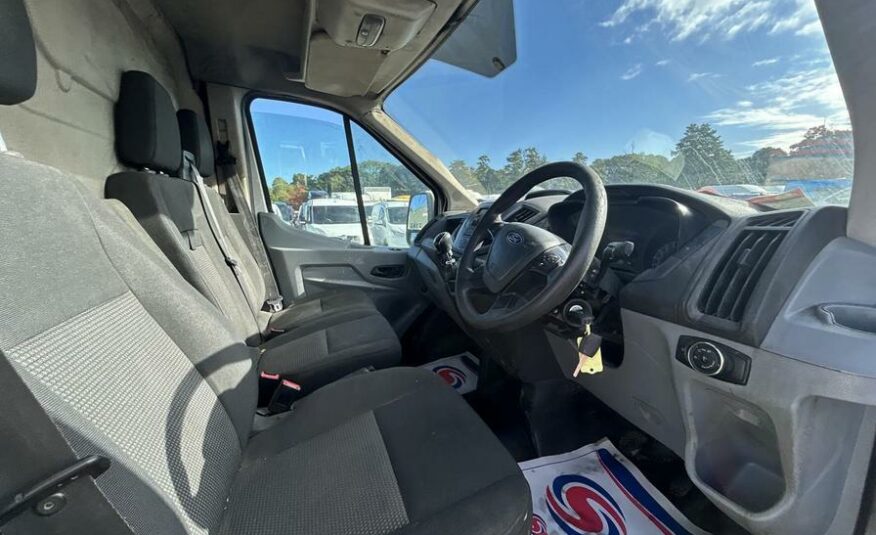 2015 Ford Transit Transit 350 – LM15YKP