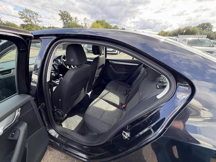 2014 Skoda Octavia Octavia SE TDI CR – FV14XKC