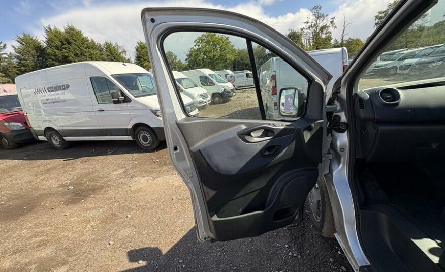 2016 Vauxhall Vivaro Combi Vivaro  Combi CDTi S/S – DY66UXW