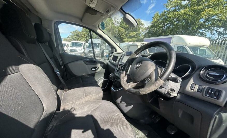 2017 Renault Trafic Trafic LL29 Sport Nav dCi – HT17GSY